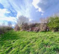 Green plot in Azalkova, Banská Bystrica, suitable for living, with a view of the sky.