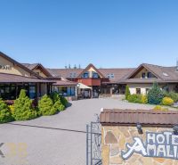 Exterior of hotels and guesthouses in Nová Lesná with a view of the restaurant and surroundings.