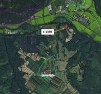 The map indicates recreational plots near Ostrá Lúka, highlighted parcel number C 1339.