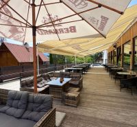 Terrace on Mincova Street in Liptovský Mikuláš by the recreational apartment with comfortable seating.