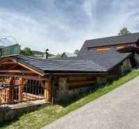 Wooden inn in the village of Veľké Borové with a view of the surrounding nature, Hotels and guesthouses.