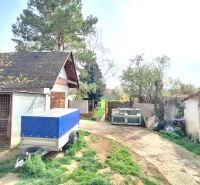 Family house on Štúrova Street in Ludanice, courtyards and garden shelters.
