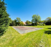 A spacious green plot on Krátka Street in Limbach suitable for living.