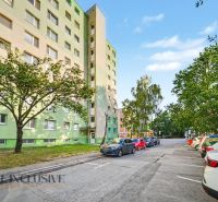 Apartment building with parking on Gazdovský Rad in Šamorín, suitable for a 3-room apartment.