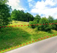 Land in Orovnica, Unique property near the forest, next to the road with a view.