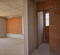 Rough construction of a 4-room apartment with a sea view in SRIMA.