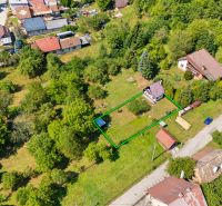 Aerial view of a cottage surrounded by a garden and greenery on Dubková Street, Lazy pod Makytou.