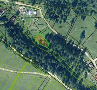 Map of recreational lands in Litmanová, with marked parcels and surrounding forests.