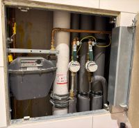 Installation of a gas meter and water meter in a 3-room apartment, with the option to inspect the distribution board.