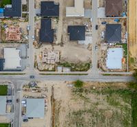 Aerial view of houses under construction on Višňová Street in Hviezdoslavov.