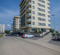 An apartment building on Dlhé Hony in Poprad offers 4-room apartments.