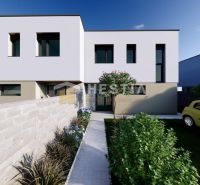 A family house in Rovensko with a courtyard, a walkway, and a parked car.
