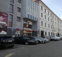 Commercial premises on Kapitulská Street in Banská Bystrica with parking and historic architecture.