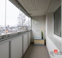 The balcony of a 4-room apartment on Chabenecká Street in Banská Bystrica with a view of the city.