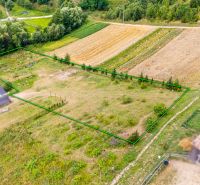 Aerial view of properties - housing in Lysá pod Makytou on Strelenka Street, surrounded by greenery.