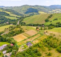 Lysá pod Makytou na Strelenke offers beautiful residential plots with natural views.