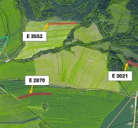 Aerial view of agricultural and forest land near Stará Ľubovňa with parcel markings.