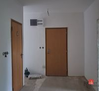 In the 4-room apartment, you can see walls with doors and a distribution cabinet.