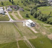 Meadows and family houses in the vicinity of Bitarová suitable for residential plots.