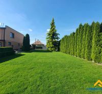 A garden with a lawn in Dolný Štál is ideal for residential plots.