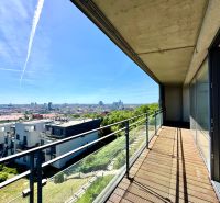 From the terrace of the 4-room apartment on Zlatá Noha in Bratislava - Nové Mesto, there is a beautiful view.