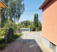 Family houses on Sabinovská Street in Prešov with visible entrance and garden.