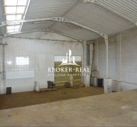 Interior of the building Warehouses and halls with high ceilings and metal roofs.