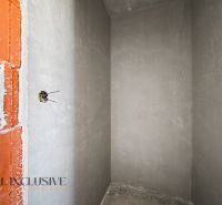 Plastered walls and electrical installation in a family house in Dolný Bar.