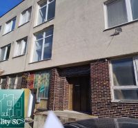 The building on Staviteľská Street in Bratislava III, used as production premises.