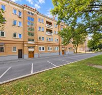 Residential building on Pribin's Orchards in Nova Dubnica with a view of the park.