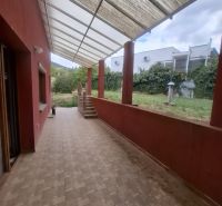 Covered terrace with tiles at a family house in Zobor on Chmeľová dolina.