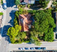 Aerial view of a family house surrounded by greenery in Nitra on Chmeľová dolina.