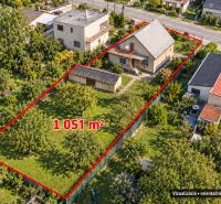 Aerial view of a family house with a 1051 m² plot on Družstevná in Dubnica nad Váhom.