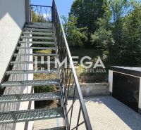 External staircase and garage at the house in Jasenov, 4-room apartment.