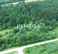Forest land on Danova in Medzilaborce suitable for living, surrounded by nature.