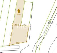 Geometric plan of plots in the gardens of Trnava near Laborec with marked dimensions.