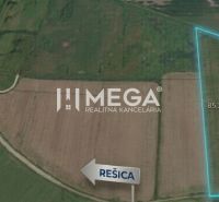 Aerial view of agricultural land around Rešíc, Special properties.