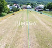 Plots - residential in Jasenov with grass cover and division, suitable for building houses.