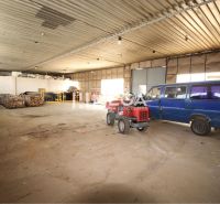 Interior with vehicle and storage materials in Warehouses and halls.