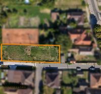 A plot of land in Malé Blahovo in Dunajská Streda, suitable for living, among family houses.