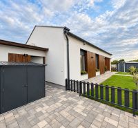 A family house in Mosonmagyaróvár with a garden, terrace, and parking space.