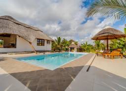 Swimming pool.jpg