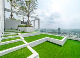 Greenery and terraces on the roof, showing the construction of apartments in Pattaya.