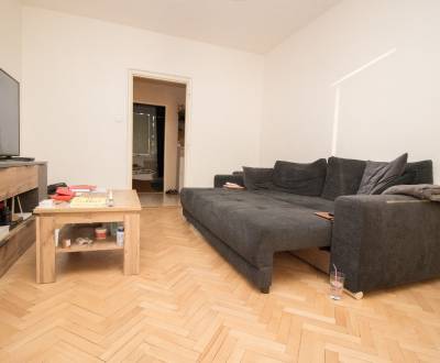 Rent Three bedroom apartment, Three bedroom apartment, Užhorodská, Koš