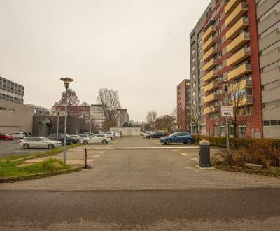 Rent Garage, Garage, Jašíkova, Bratislava - Ružinov, Slovakia