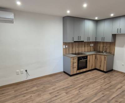 Rent Studio, Studio, Nové Zámky, Slovakia