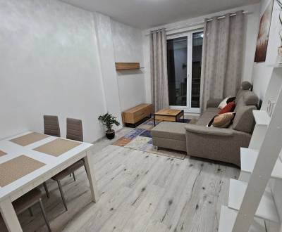 Rent One bedroom apartment, One bedroom apartment, Hlavná, Galanta, Sl