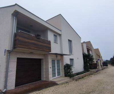 CROATIA - New house with three apartments - SUKOŠAN