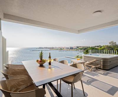 CROATIA- Luxury furnished apartments 10 m from the sea - PAG, POVLJANA