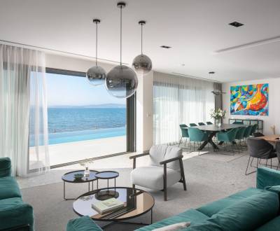 Luxury 6-bedroom beachfront Villa Punta 1A in Croatia